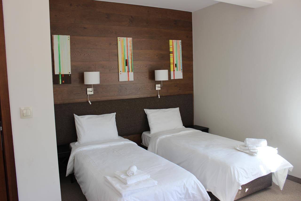 Trigrad Hotel Bagian luar foto