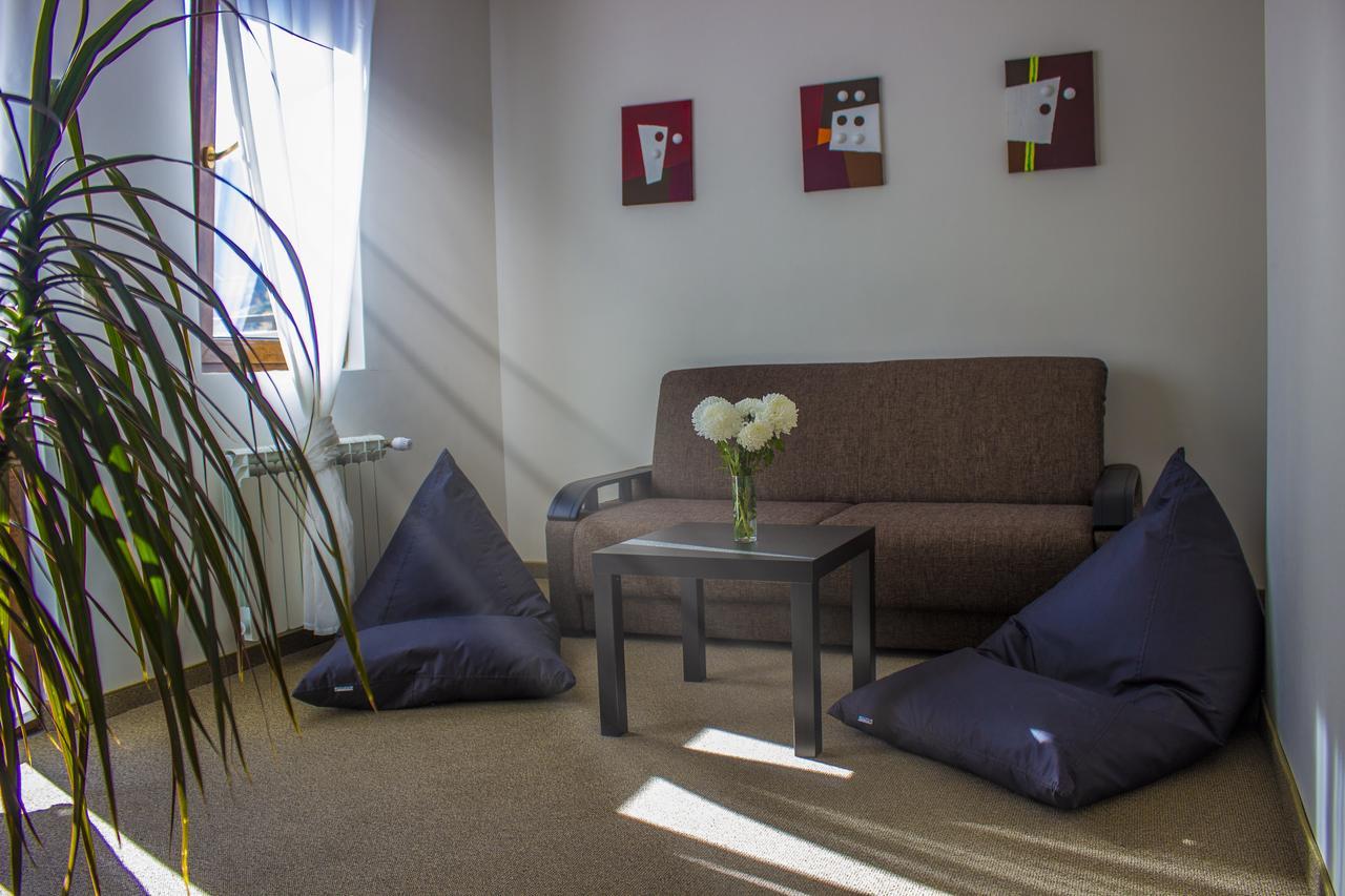 Trigrad Hotel Bagian luar foto